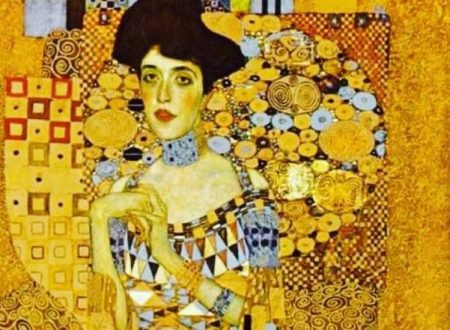 Klimt Experience: alla Reggia di Caserta arte e tecnologia si intrecciano. Protagonisti i quadri e lo spettatore Klimt Experience: alla Reggia di Caserta arte e tecnologia si intrecciano. Protagonisti i quadri e lo spettatore